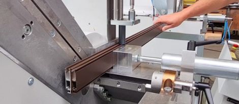 Doppelgehrungssägen Holz PVC Aluminium